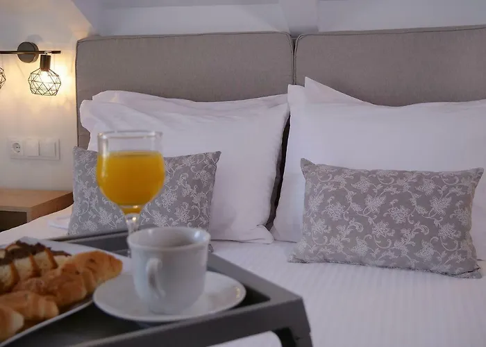 Anemoessa Elegant Aparthotel