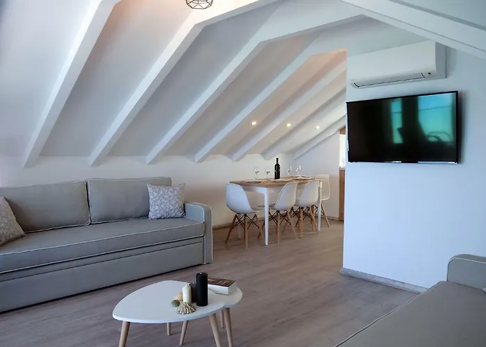 Appart hôtel Anemoessa Elegant 4*